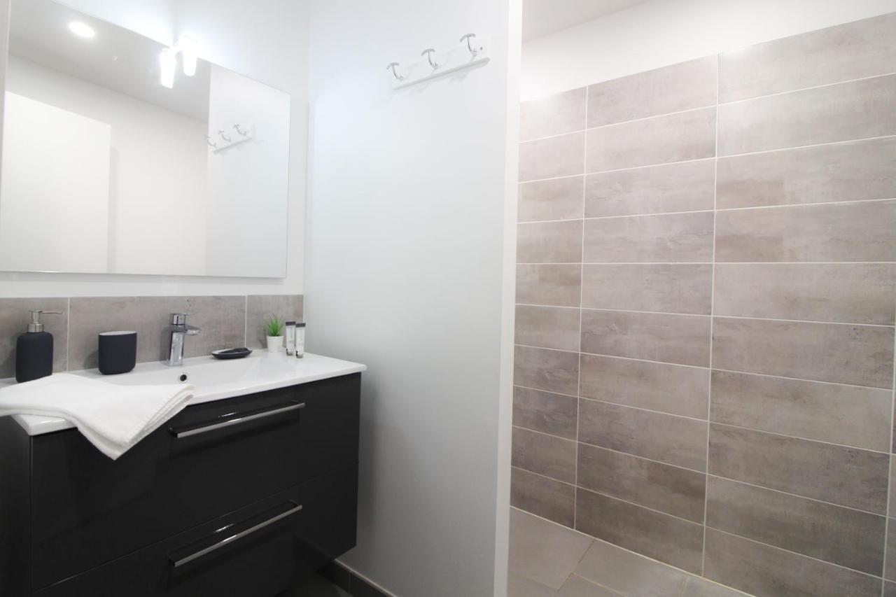 Ferienwohnung Open Sun Avec Jacuzzi Privatif Et Parking Prive Sarlat Exterior foto
